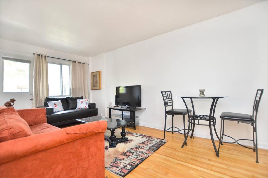 Coquette 3.5 Pour 4 Personnes Apartment Montreal Exterior photo